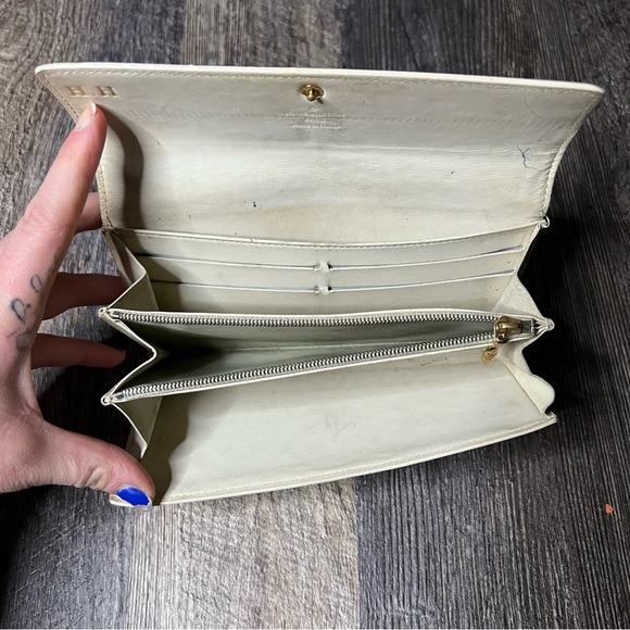 Vintage personalized Louis Vuitton International Wallet 🌸 - Picture 3 of 6